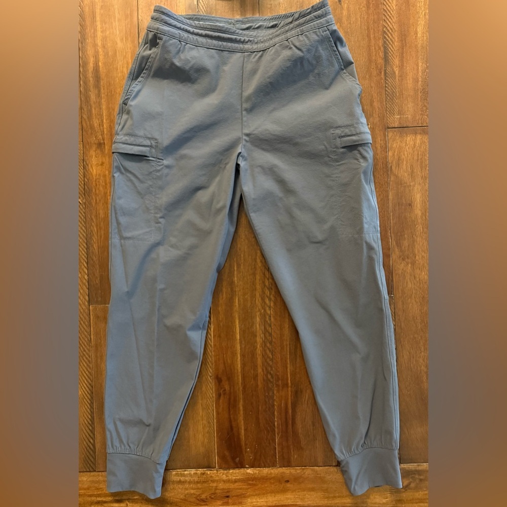 The North Face Women's Gray Jogger Track Pants